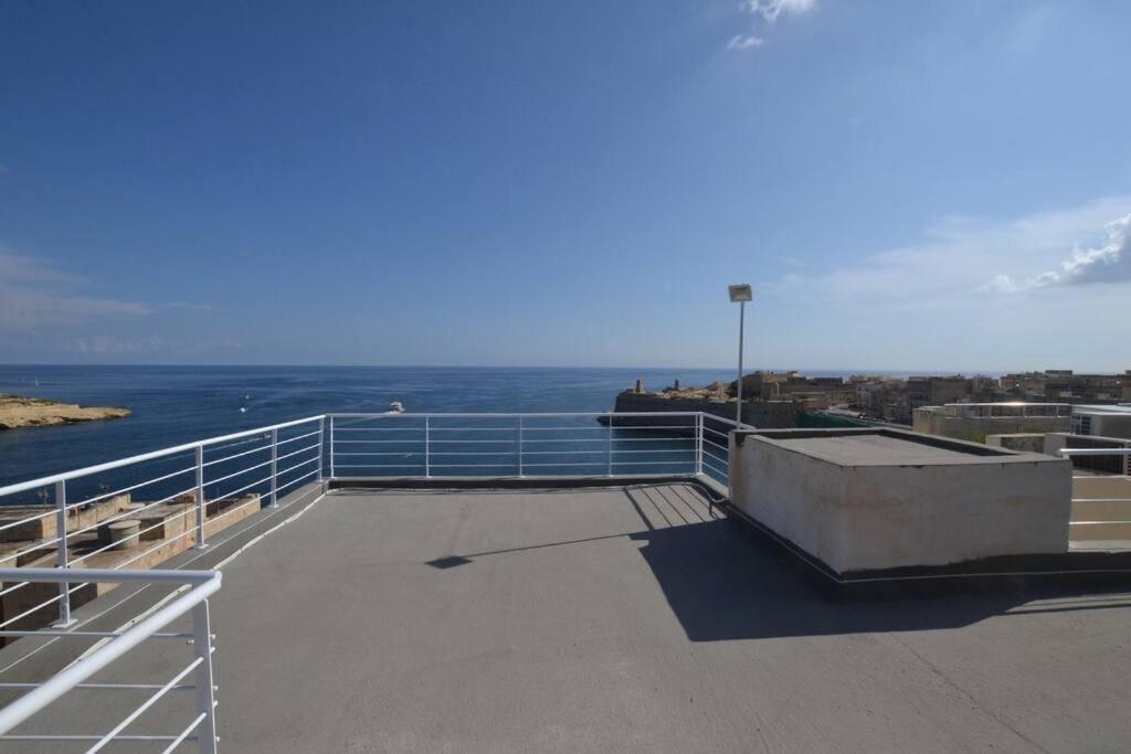 Vallettadreamsuites Groud Floor Shared Sea View Rooof Terrace Eksteriør bilde